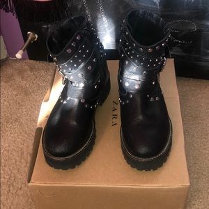Girls Boots
